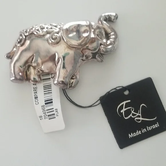 E&L Silver Elephant Brooch - Picture 1 of 3